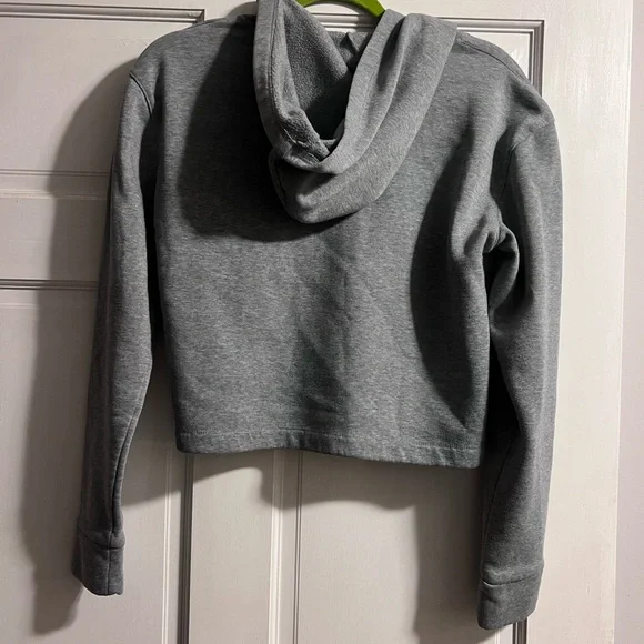 Kendal & Kylie grey solid cropped hooded sweatshirt,Woman’s L - Picture 4 of 6